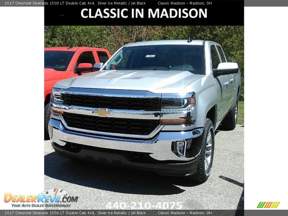2017 Chevrolet Silverado 1500 LT Double Cab 4x4 Silver Ice Metallic / Jet Black Photo #1