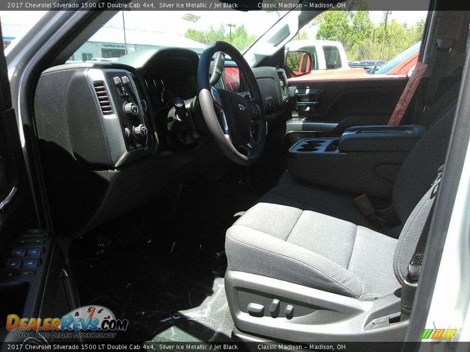 2017 Chevrolet Silverado 1500 LT Double Cab 4x4 Silver Ice Metallic / Jet Black Photo #3
