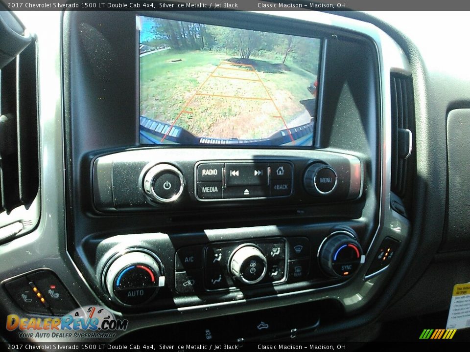 2017 Chevrolet Silverado 1500 LT Double Cab 4x4 Silver Ice Metallic / Jet Black Photo #10