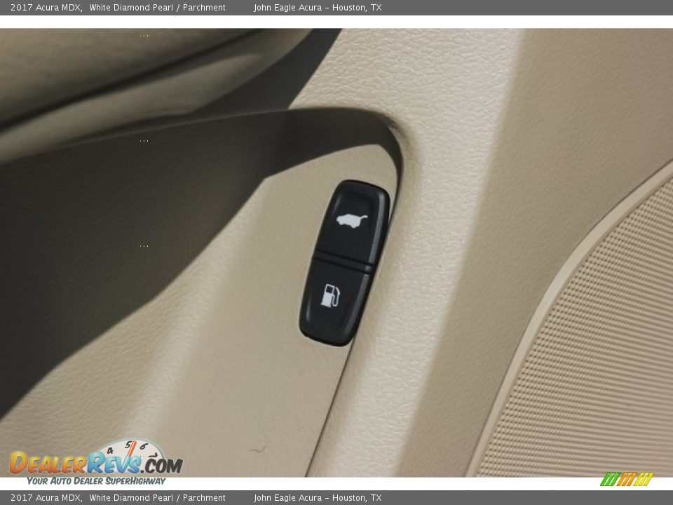 2017 Acura MDX White Diamond Pearl / Parchment Photo #18