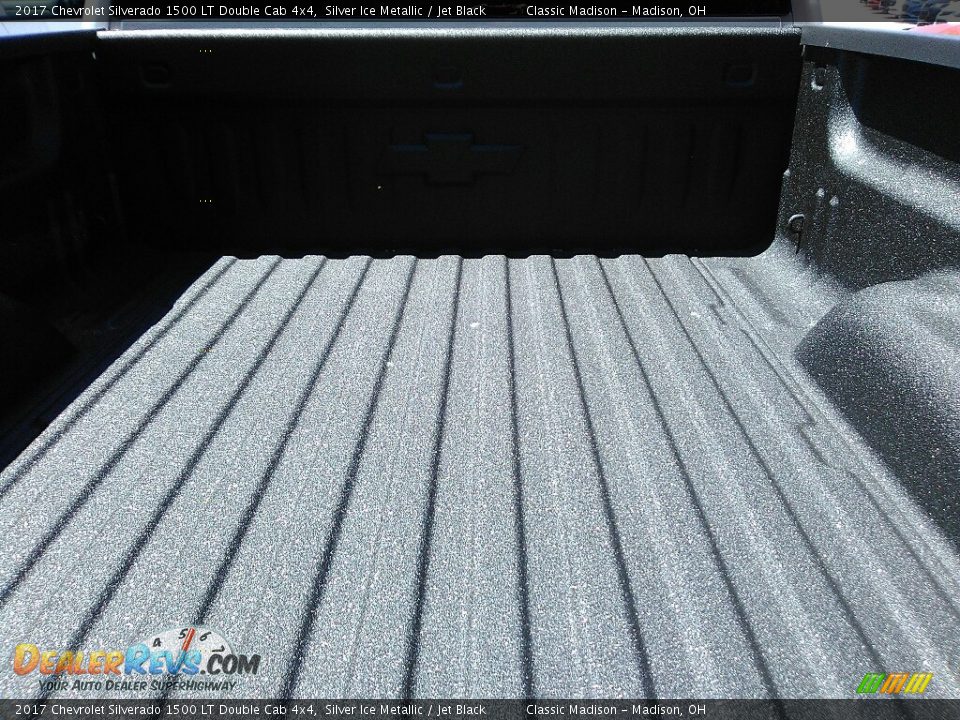 2017 Chevrolet Silverado 1500 LT Double Cab 4x4 Silver Ice Metallic / Jet Black Photo #11