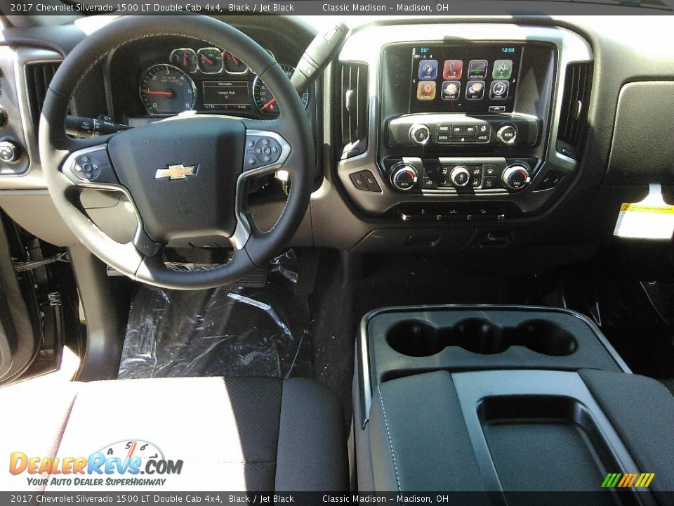 2017 Chevrolet Silverado 1500 LT Double Cab 4x4 Black / Jet Black Photo #5