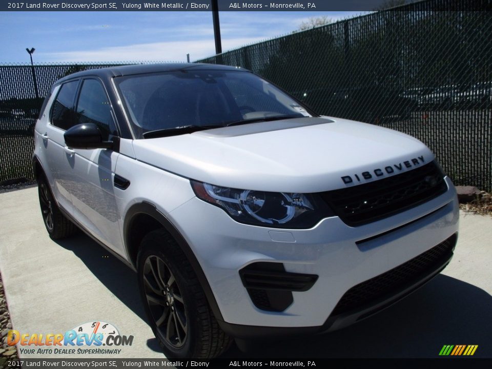 2017 Land Rover Discovery Sport SE Yulong White Metallic / Ebony Photo #5