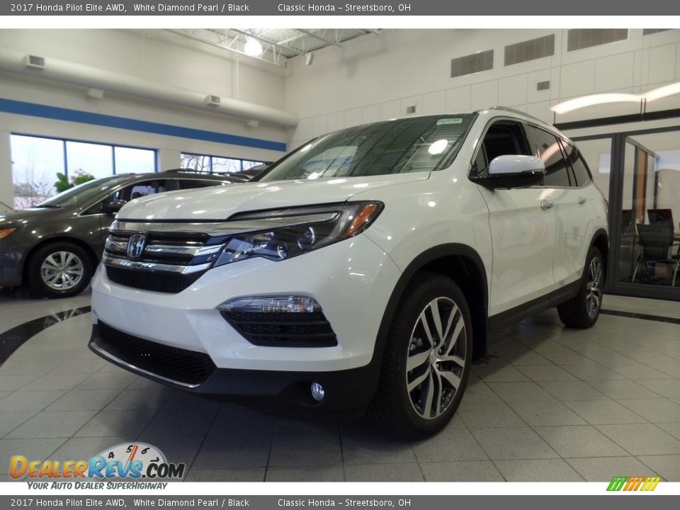 2017 Honda Pilot Elite AWD White Diamond Pearl / Black Photo #1