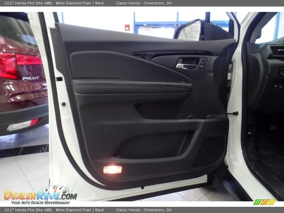 2017 Honda Pilot Elite AWD White Diamond Pearl / Black Photo #13