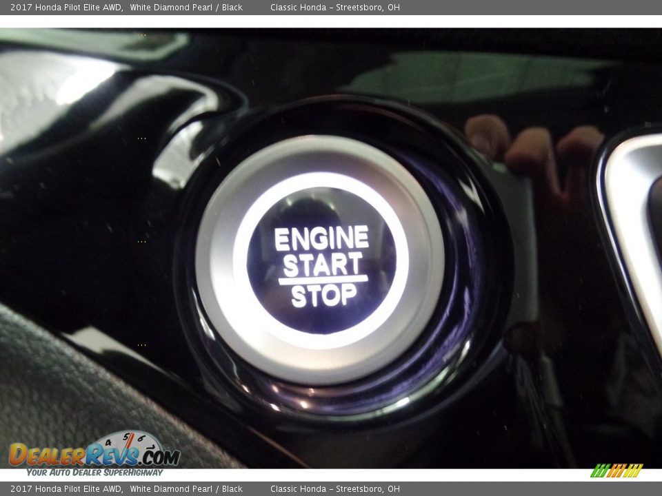 2017 Honda Pilot Elite AWD White Diamond Pearl / Black Photo #20