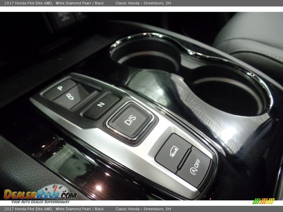 2017 Honda Pilot Elite AWD White Diamond Pearl / Black Photo #21