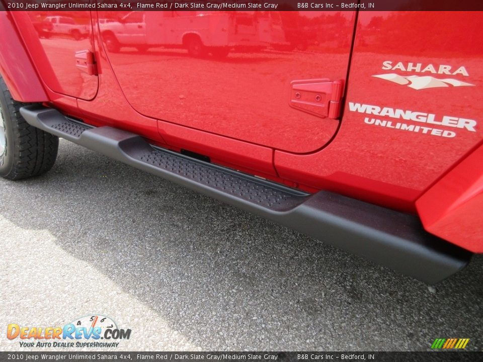 2010 Jeep Wrangler Unlimited Sahara 4x4 Flame Red / Dark Slate Gray/Medium Slate Gray Photo #12