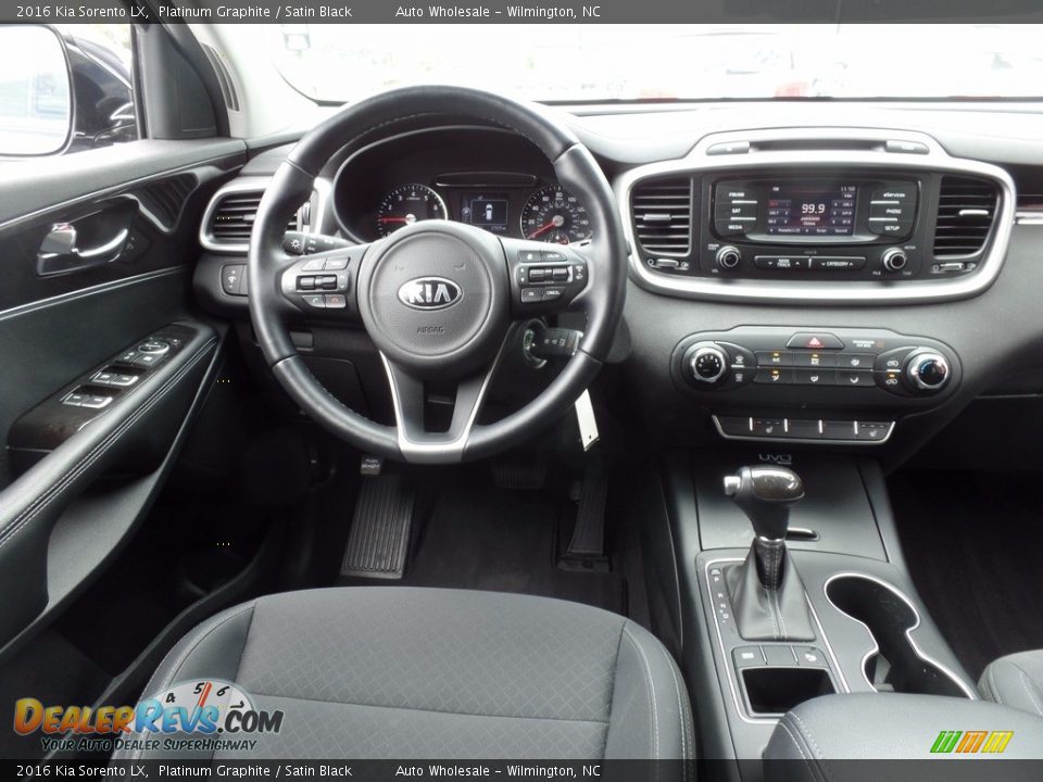 2016 Kia Sorento LX Platinum Graphite / Satin Black Photo #15
