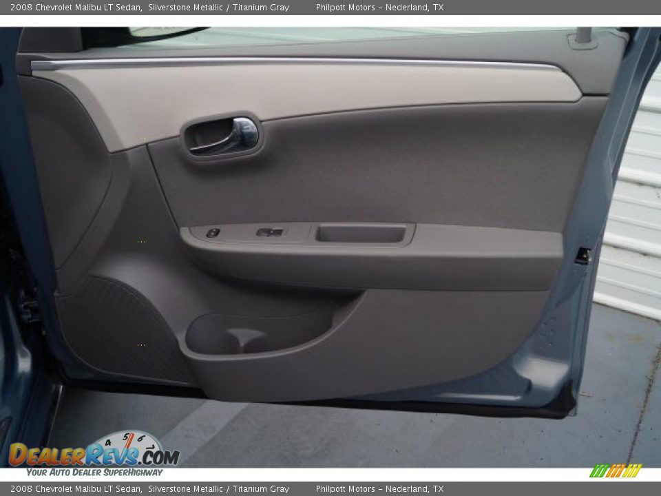 2008 Chevrolet Malibu LT Sedan Silverstone Metallic / Titanium Gray Photo #10