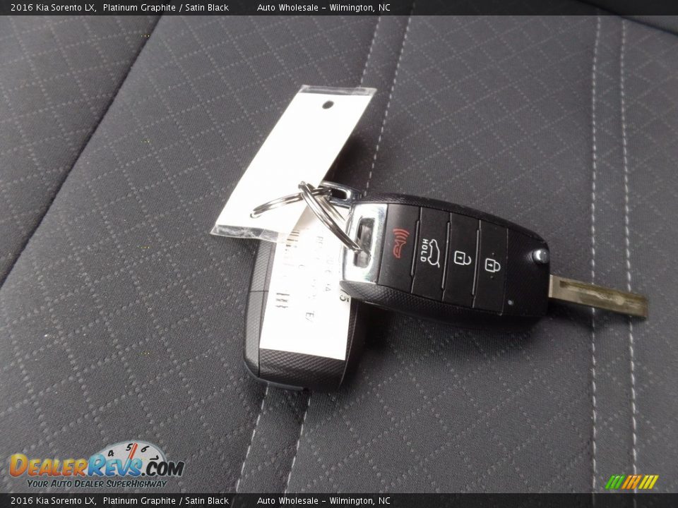 2016 Kia Sorento LX Platinum Graphite / Satin Black Photo #20