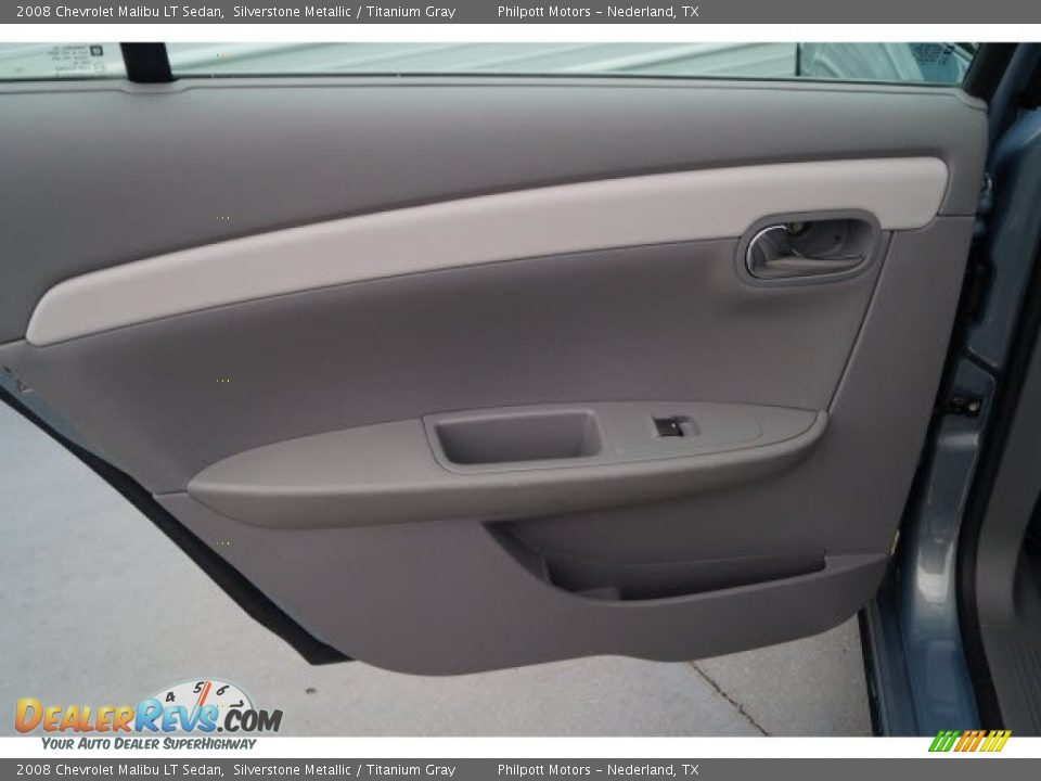 2008 Chevrolet Malibu LT Sedan Silverstone Metallic / Titanium Gray Photo #16