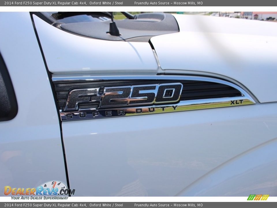 2014 Ford F250 Super Duty XL Regular Cab 4x4 Oxford White / Steel Photo #19