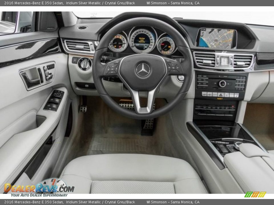 2016 Mercedes-Benz E 350 Sedan Iridium Silver Metallic / Crystal Grey/Black Photo #4