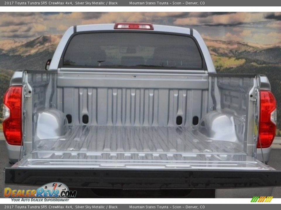 2017 Toyota Tundra SR5 CrewMax 4x4 Silver Sky Metallic / Black Photo #8