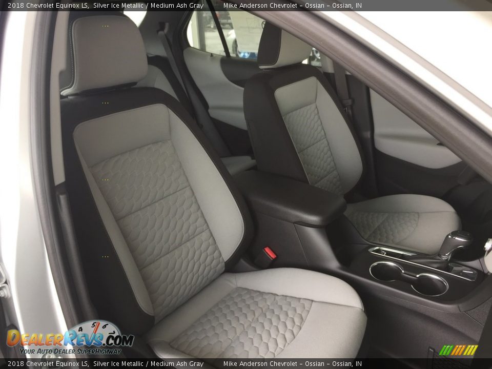 2018 Chevrolet Equinox LS Silver Ice Metallic / Medium Ash Gray Photo #4