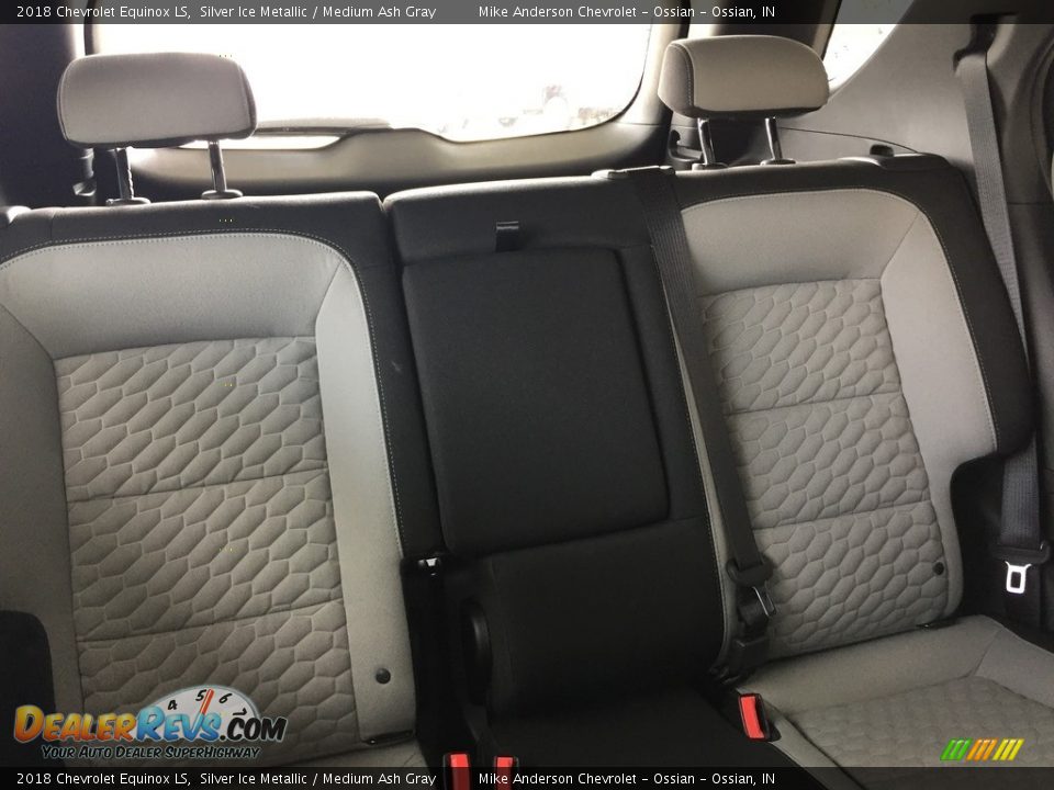 2018 Chevrolet Equinox LS Silver Ice Metallic / Medium Ash Gray Photo #6