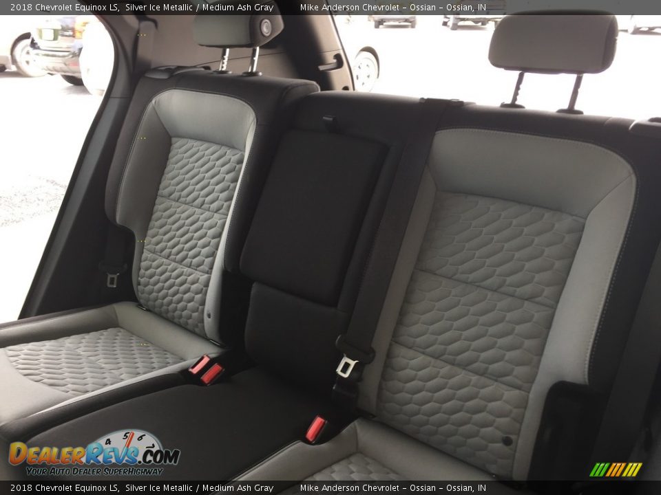 2018 Chevrolet Equinox LS Silver Ice Metallic / Medium Ash Gray Photo #8