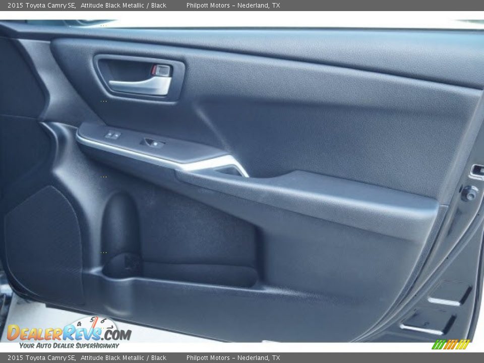 2015 Toyota Camry SE Attitude Black Metallic / Black Photo #6