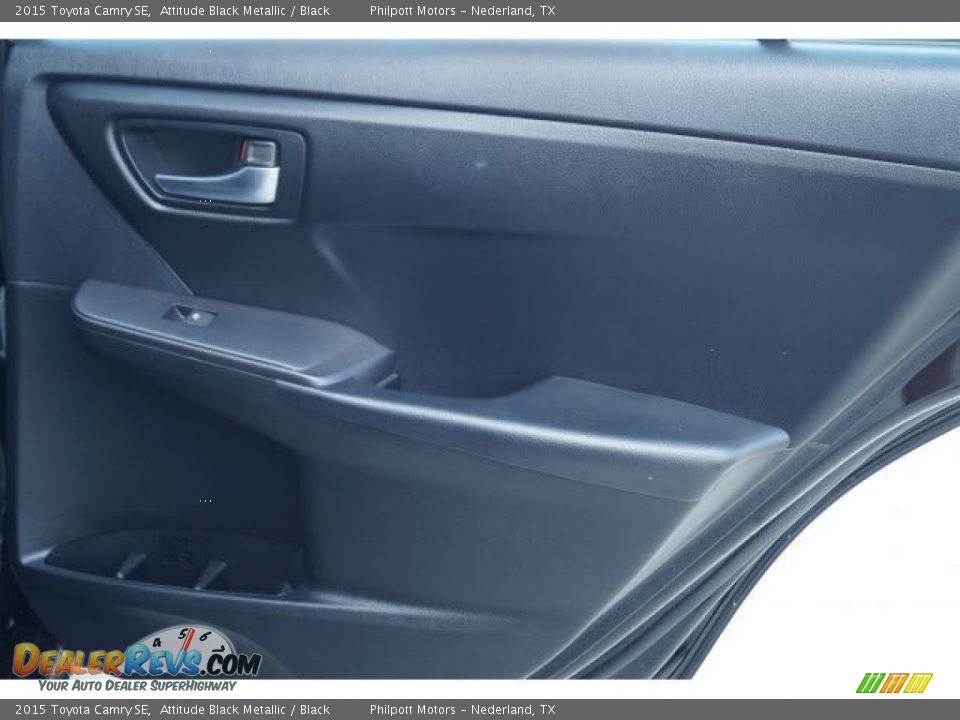 2015 Toyota Camry SE Attitude Black Metallic / Black Photo #8