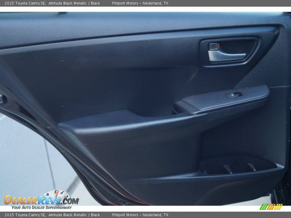 2015 Toyota Camry SE Attitude Black Metallic / Black Photo #12