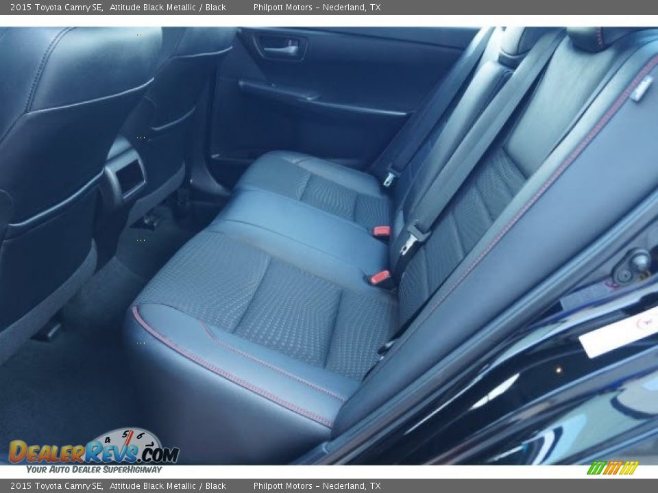 2015 Toyota Camry SE Attitude Black Metallic / Black Photo #13