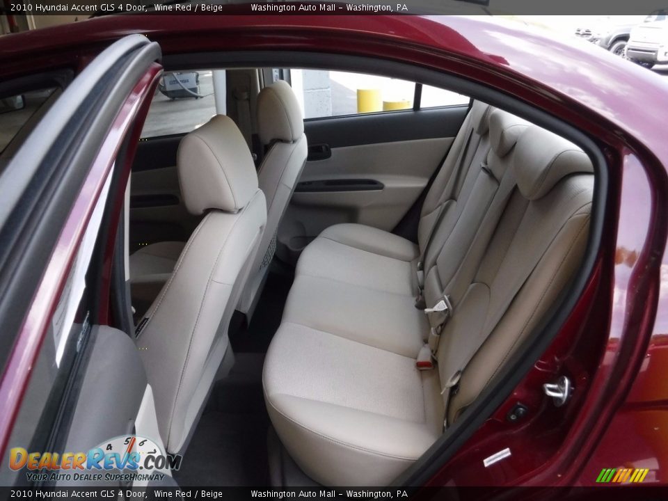 2010 Hyundai Accent GLS 4 Door Wine Red / Beige Photo #17