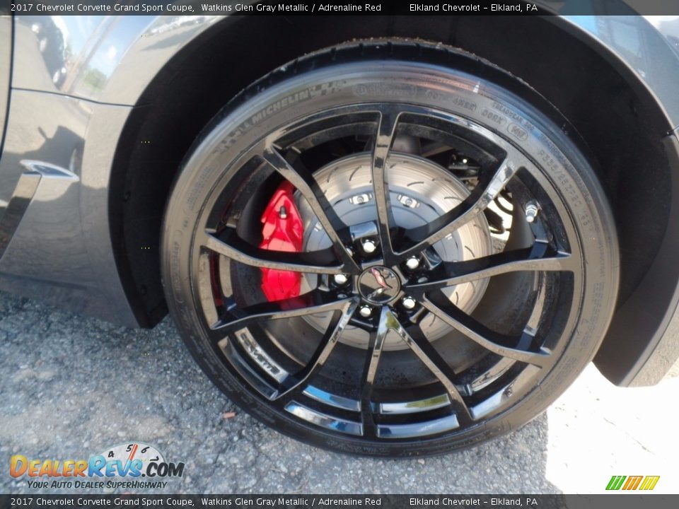 2017 Chevrolet Corvette Grand Sport Coupe Watkins Glen Gray Metallic / Adrenaline Red Photo #18