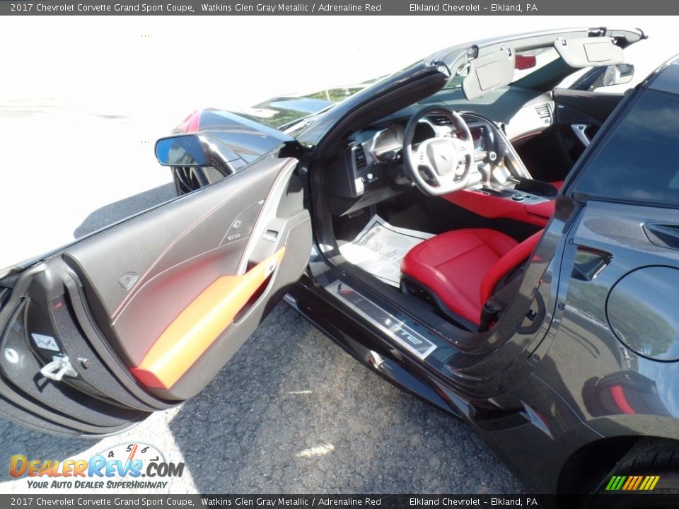 2017 Chevrolet Corvette Grand Sport Coupe Watkins Glen Gray Metallic / Adrenaline Red Photo #20