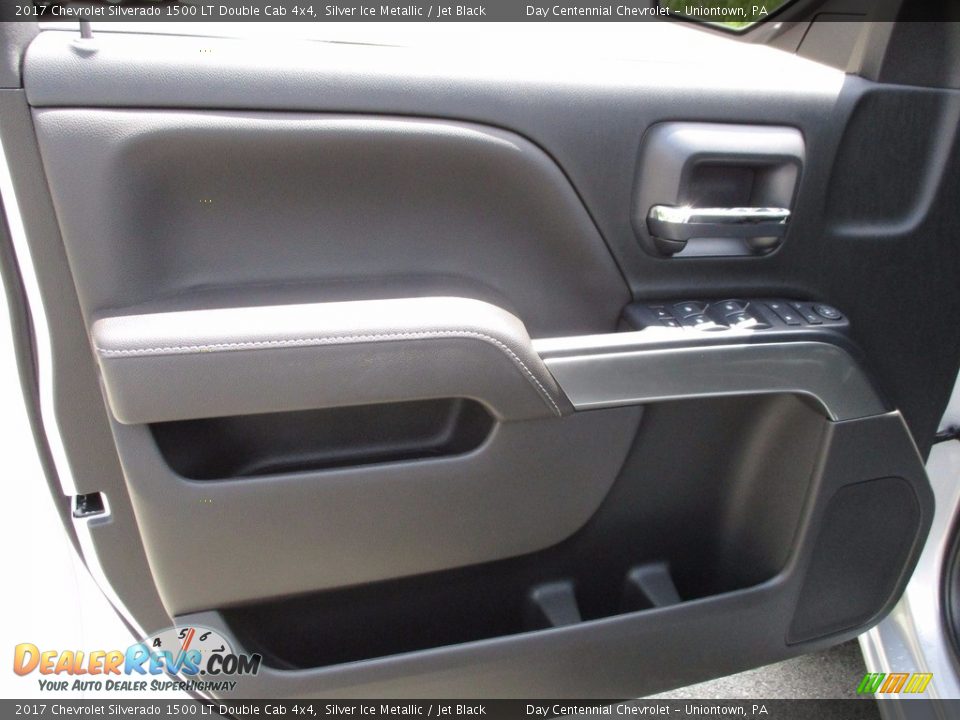 2017 Chevrolet Silverado 1500 LT Double Cab 4x4 Silver Ice Metallic / Jet Black Photo #11