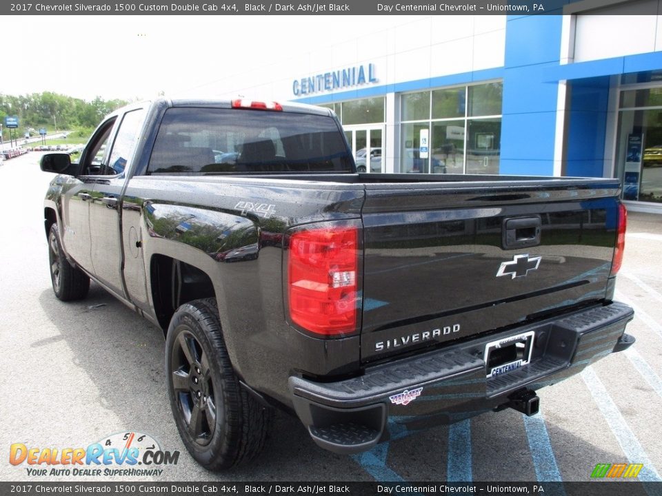 2017 Chevrolet Silverado 1500 Custom Double Cab 4x4 Black / Dark Ash/Jet Black Photo #4