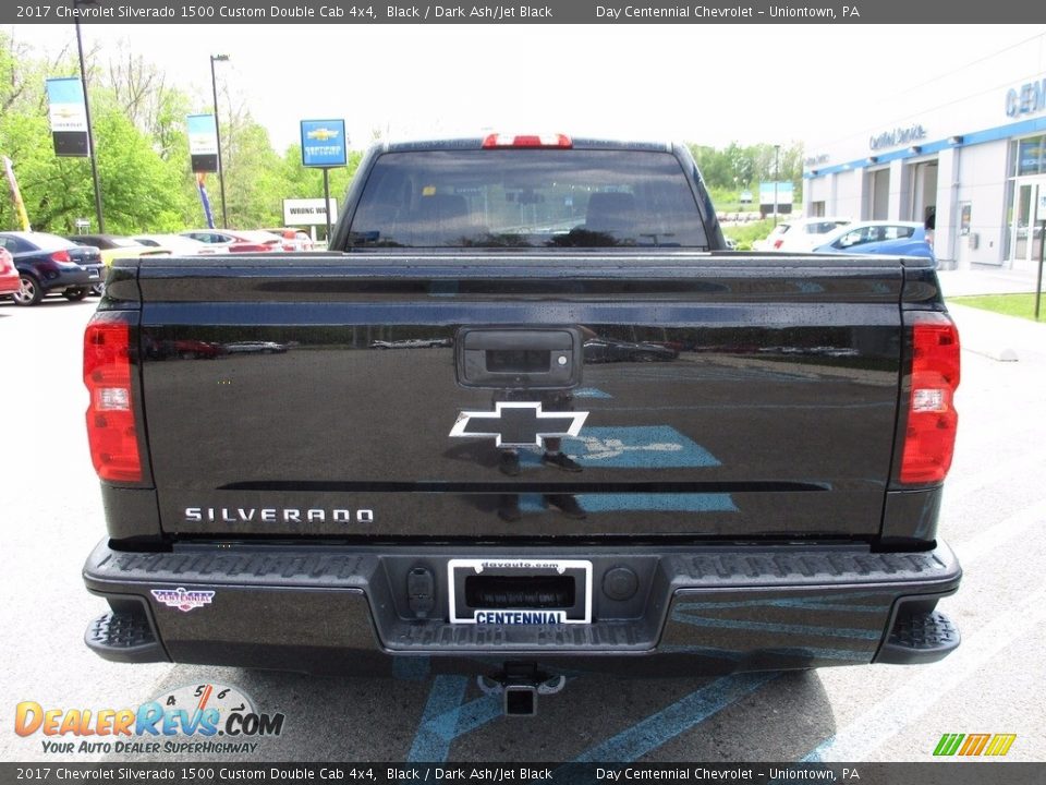 2017 Chevrolet Silverado 1500 Custom Double Cab 4x4 Black / Dark Ash/Jet Black Photo #5