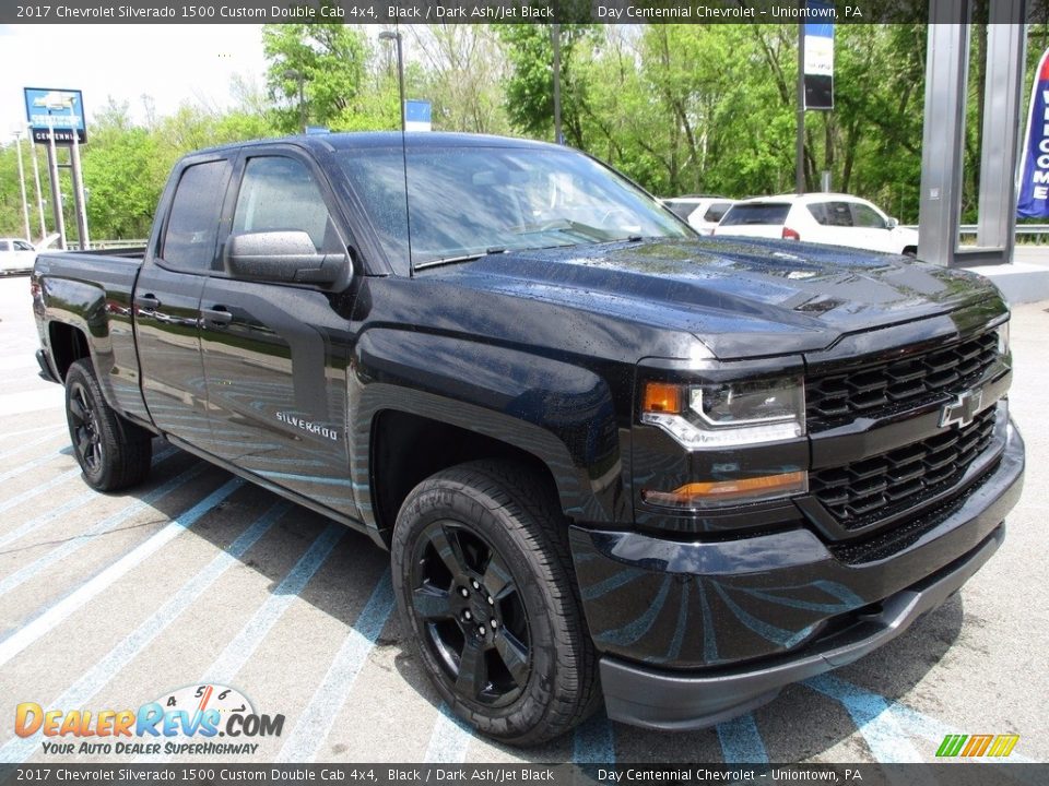 2017 Chevrolet Silverado 1500 Custom Double Cab 4x4 Black / Dark Ash/Jet Black Photo #9
