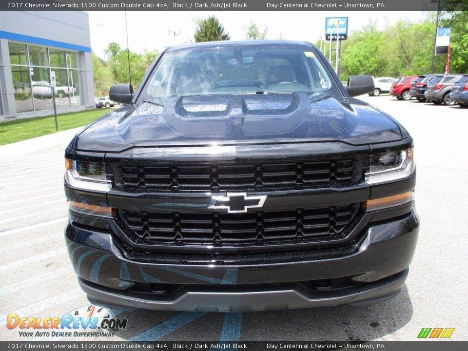 2017 Chevrolet Silverado 1500 Custom Double Cab 4x4 Black / Dark Ash/Jet Black Photo #10