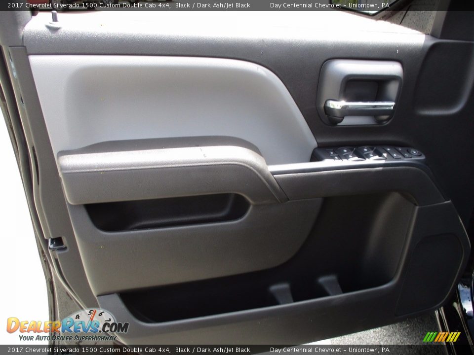 2017 Chevrolet Silverado 1500 Custom Double Cab 4x4 Black / Dark Ash/Jet Black Photo #12