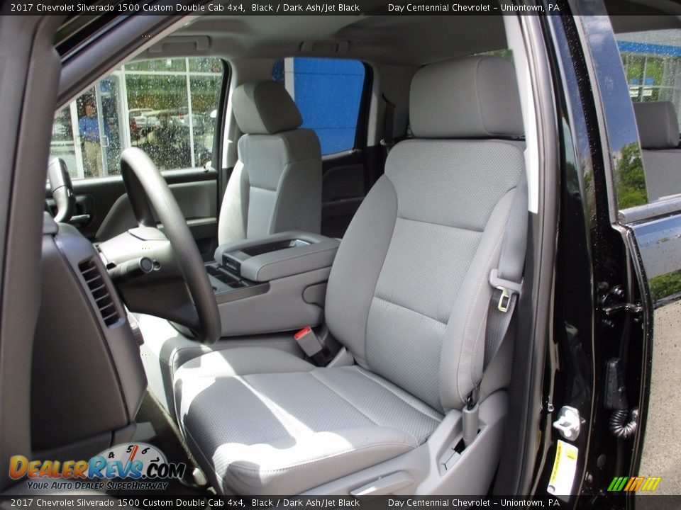 2017 Chevrolet Silverado 1500 Custom Double Cab 4x4 Black / Dark Ash/Jet Black Photo #13