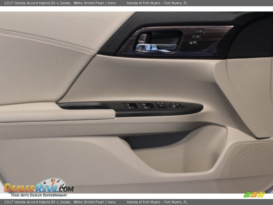 2017 Honda Accord Hybrid EX-L Sedan White Orchid Pearl / Ivory Photo #7