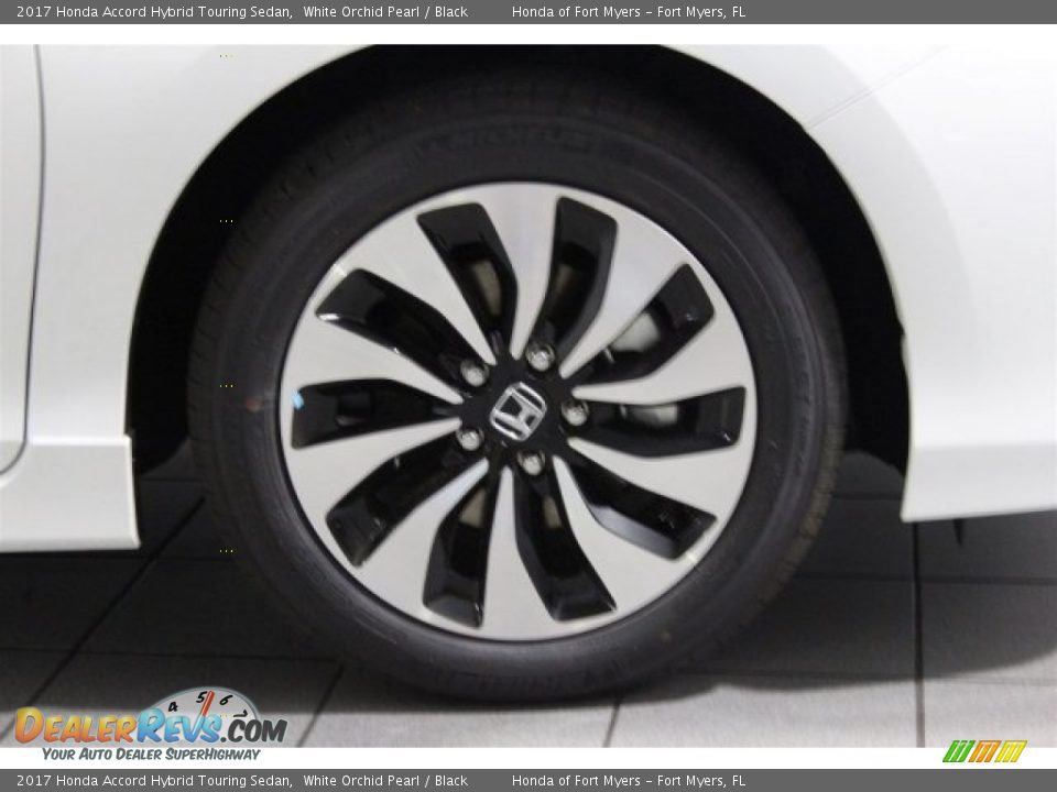 2017 Honda Accord Hybrid Touring Sedan White Orchid Pearl / Black Photo #2