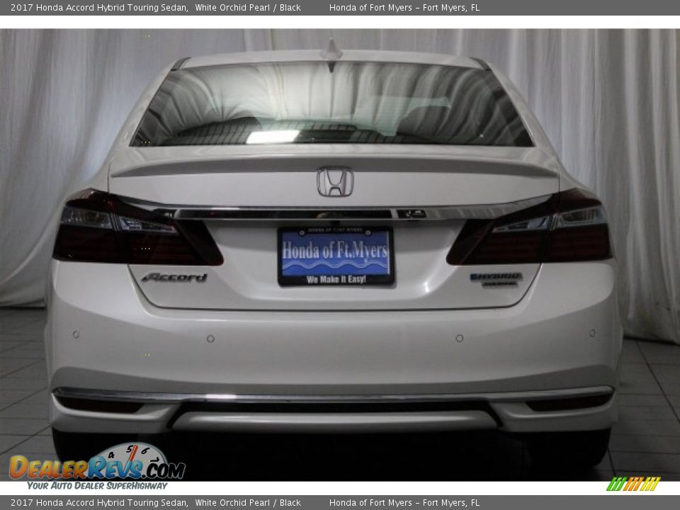 2017 Honda Accord Hybrid Touring Sedan White Orchid Pearl / Black Photo #6