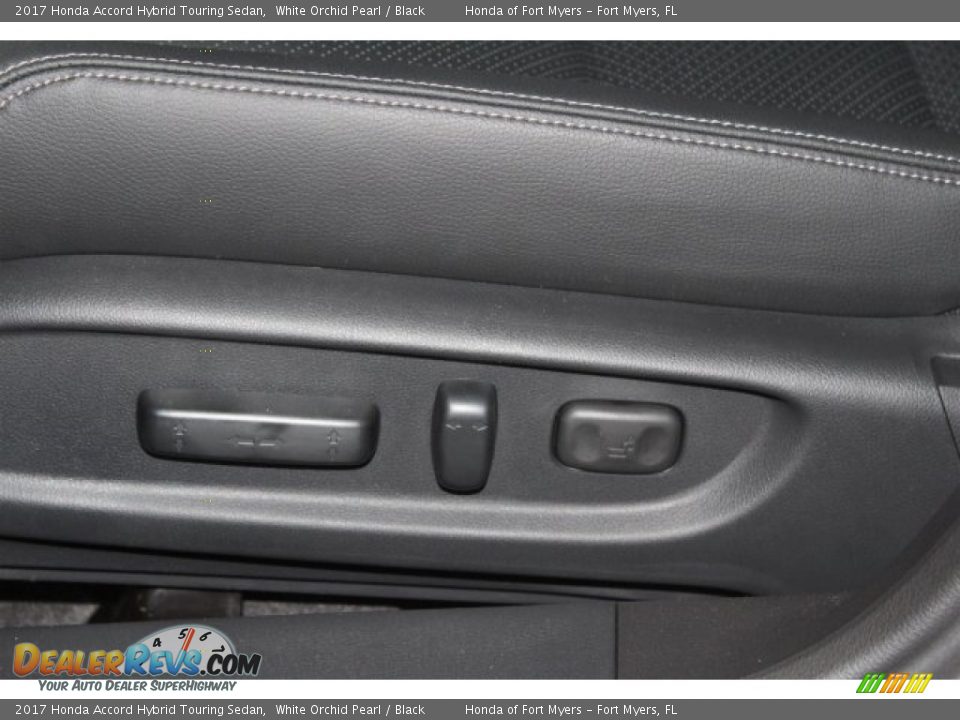 2017 Honda Accord Hybrid Touring Sedan White Orchid Pearl / Black Photo #11