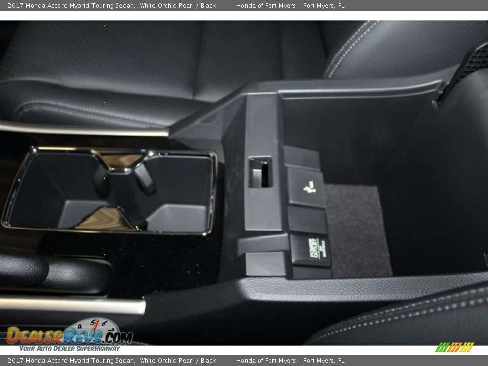 2017 Honda Accord Hybrid Touring Sedan White Orchid Pearl / Black Photo #26