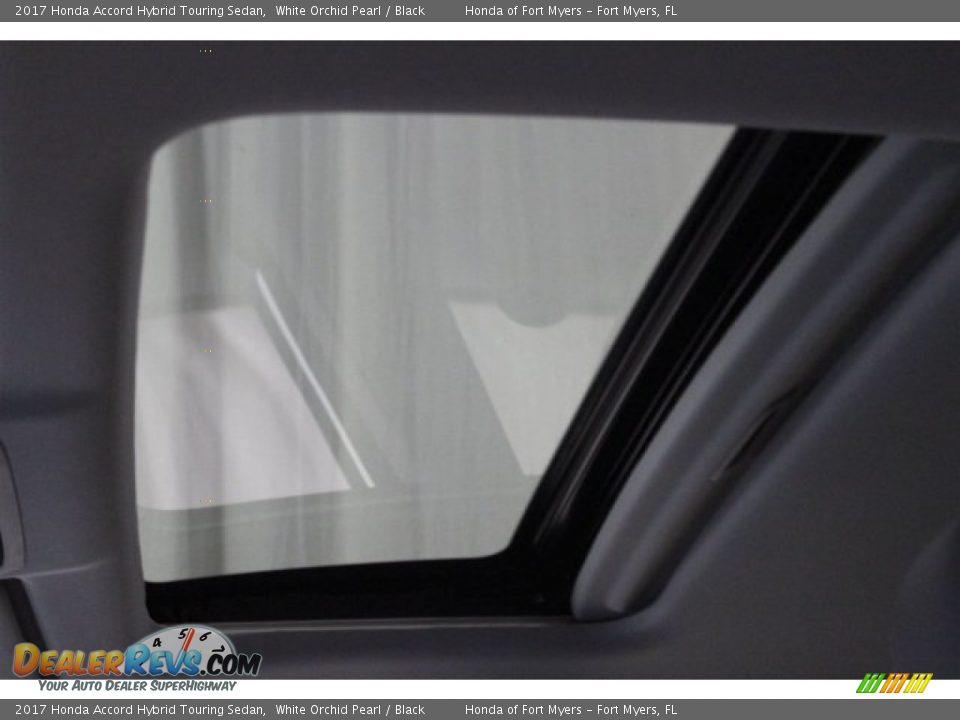 2017 Honda Accord Hybrid Touring Sedan White Orchid Pearl / Black Photo #28