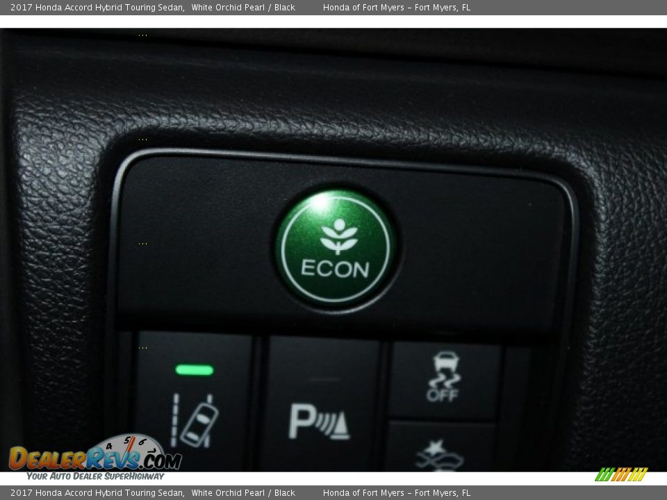 2017 Honda Accord Hybrid Touring Sedan White Orchid Pearl / Black Photo #29