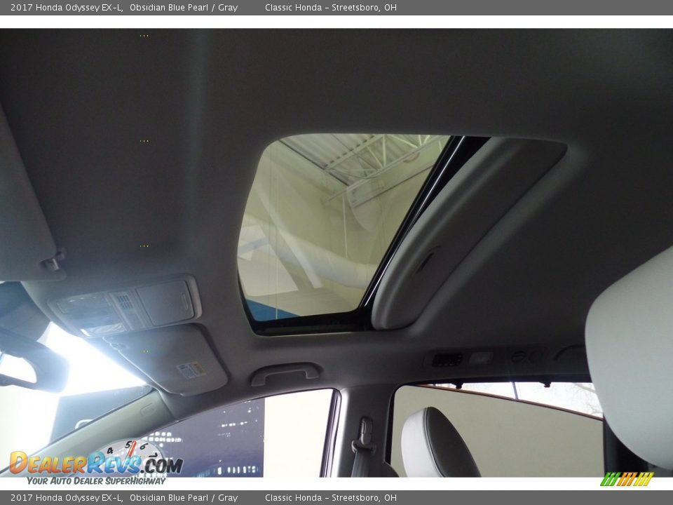 2017 Honda Odyssey EX-L Obsidian Blue Pearl / Gray Photo #16