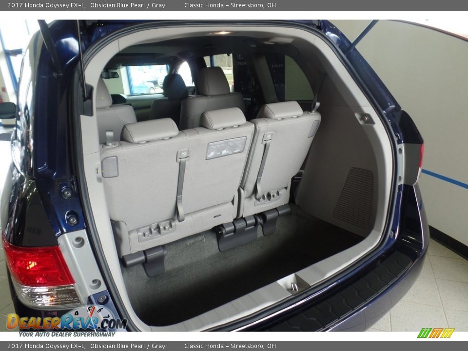 2017 Honda Odyssey EX-L Obsidian Blue Pearl / Gray Photo #17