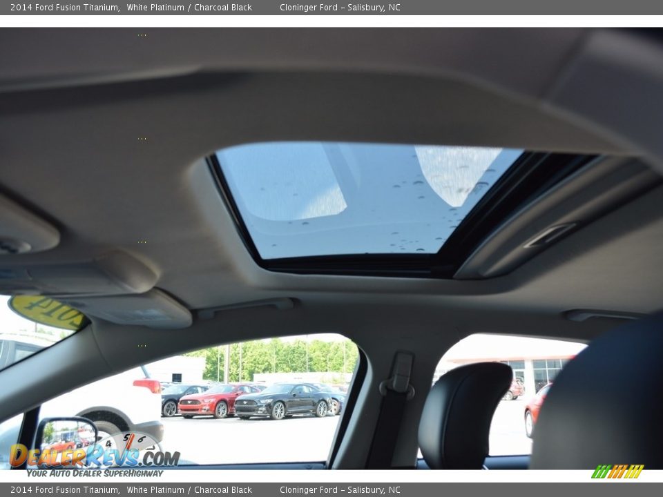 2014 Ford Fusion Titanium White Platinum / Charcoal Black Photo #10
