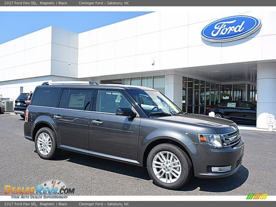 Front 3/4 View of 2017 Ford Flex SEL Photo #1