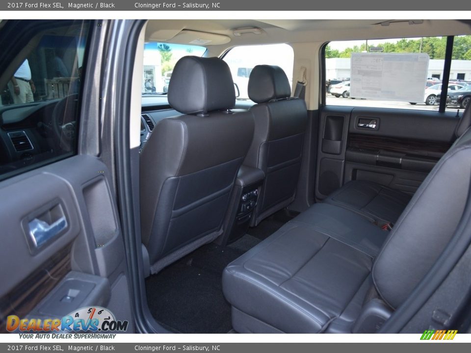 Rear Seat of 2017 Ford Flex SEL Photo #8