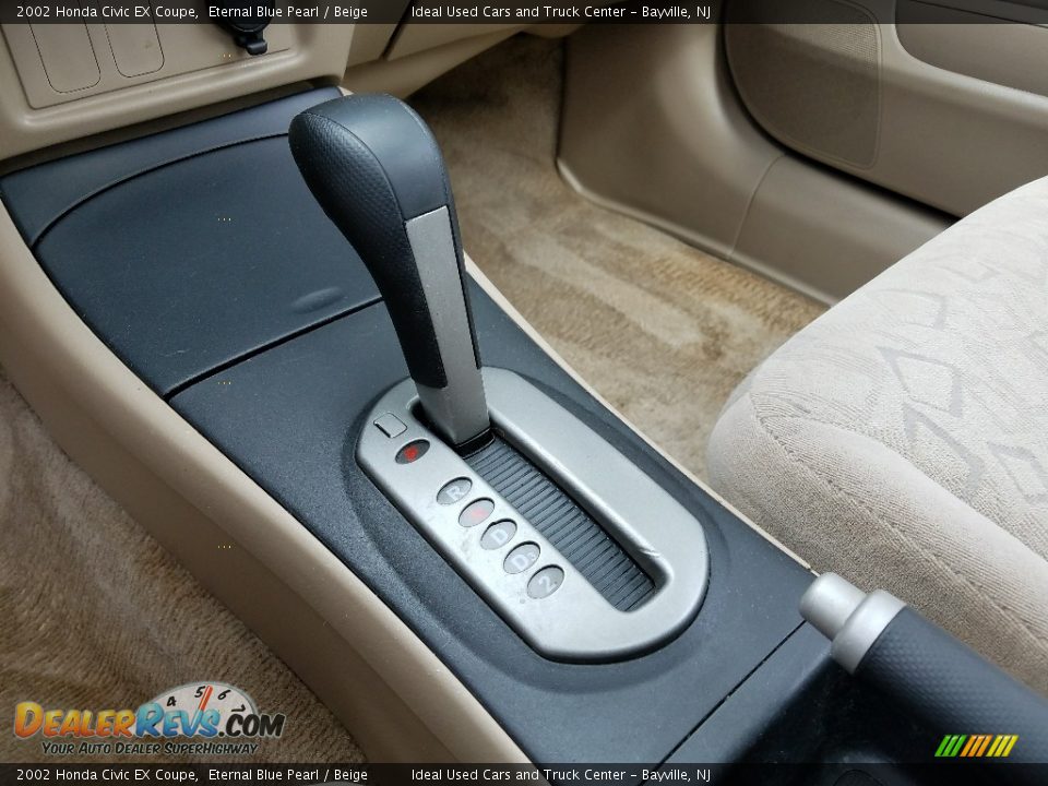 2002 Honda Civic EX Coupe Shifter Photo #19