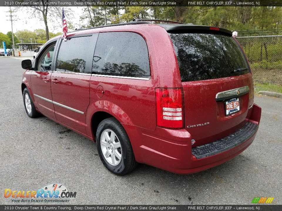 2010 Chrysler Town & Country Touring Deep Cherry Red Crystal Pearl / Dark Slate Gray/Light Shale Photo #10